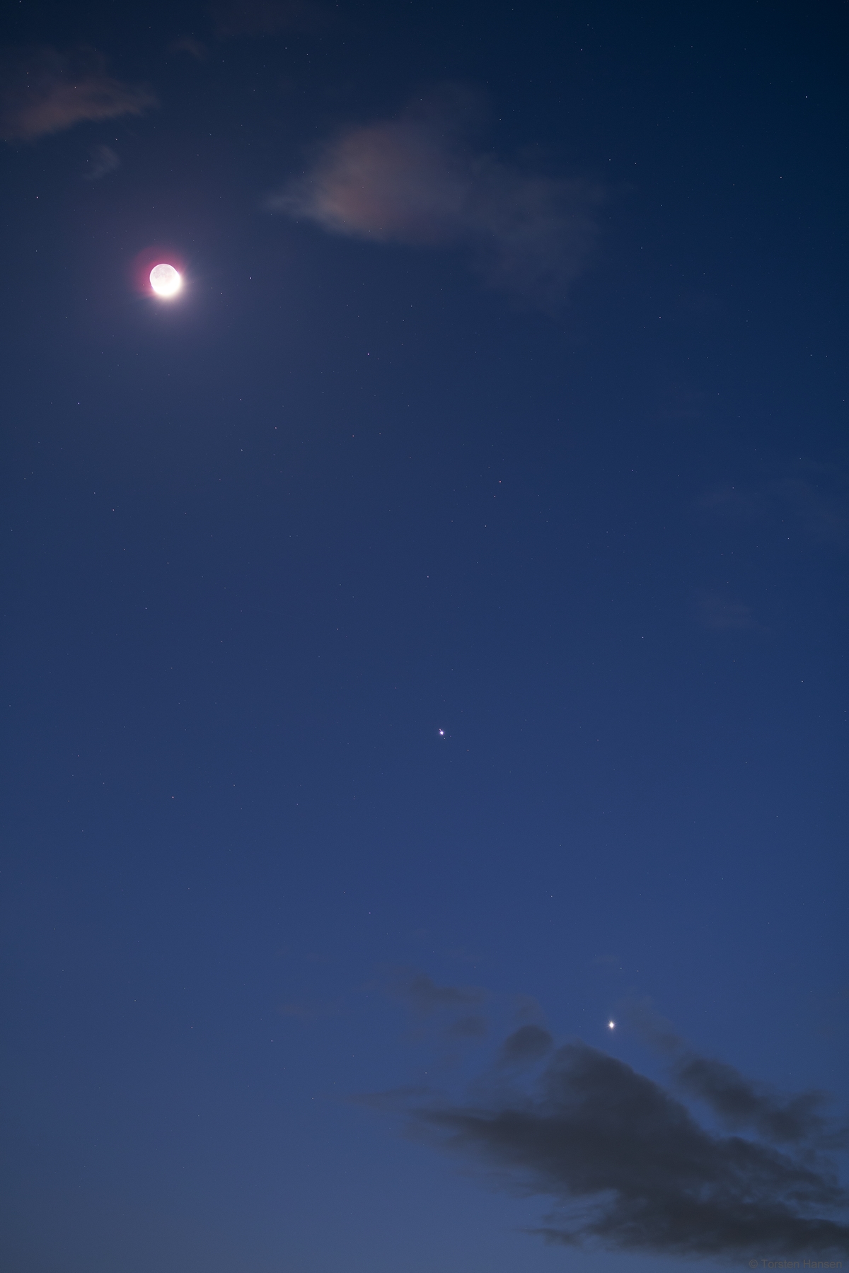 schmale-mondsichel-mit-venus-und-jupiter-21-22-23-02-2023